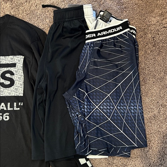 Boys youth size medium underarmour, Nike shorts, vans long sleeve shirt bundle! - Picture 3 of 4